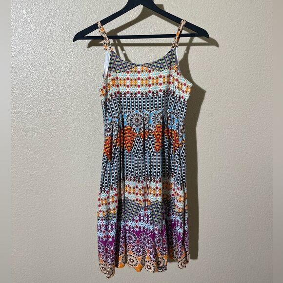 Sold  - Picture 2 of 6